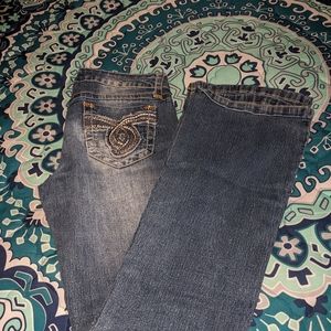 Wallflower flair leg